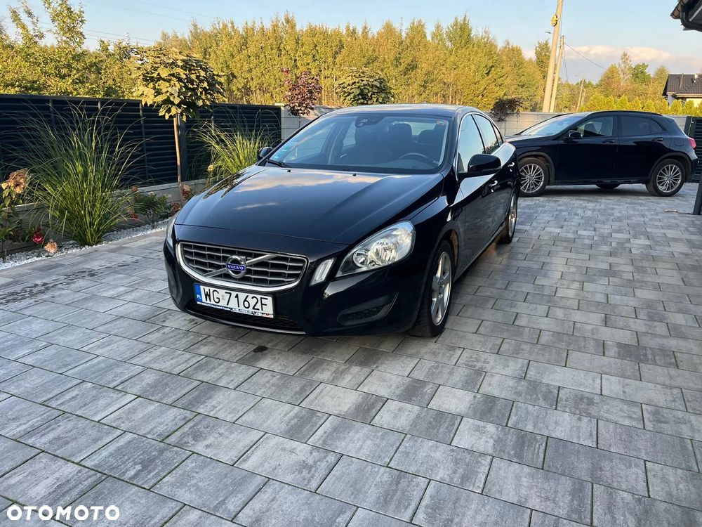 Volvo S60 T4 Base - 2