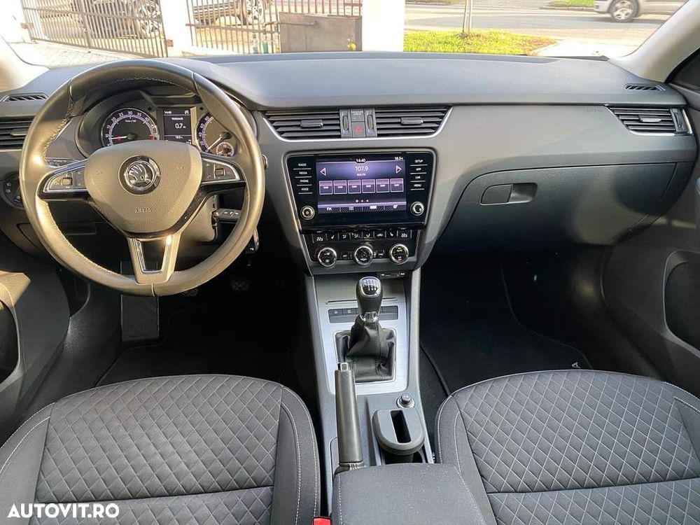 Skoda Octavia 2.0 TDI Tour - 2