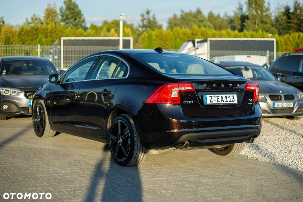 Volvo S60 T6 AWD Summum - 11