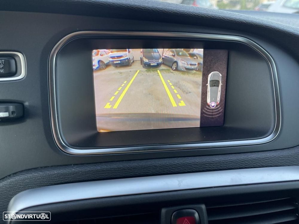 Volvo V40 2.0 D2 Momentum - 22