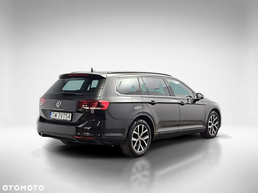 Volkswagen Passat Variant 1.5 TSI EVO Business DSG - 6