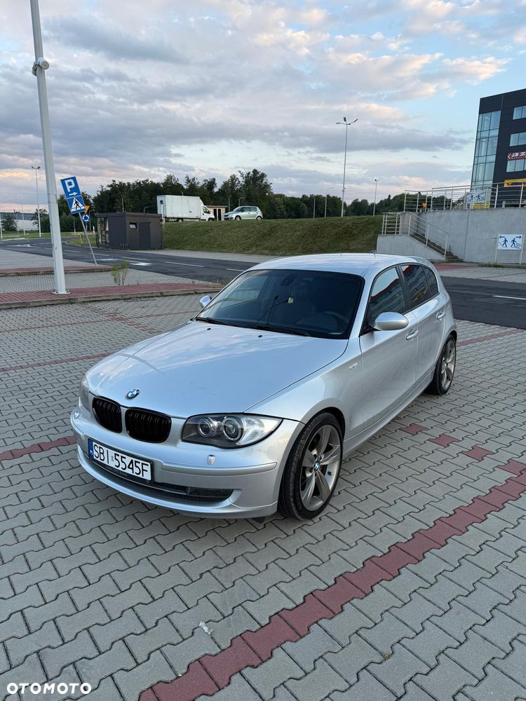 BMW Seria 1 120d DPF - 8