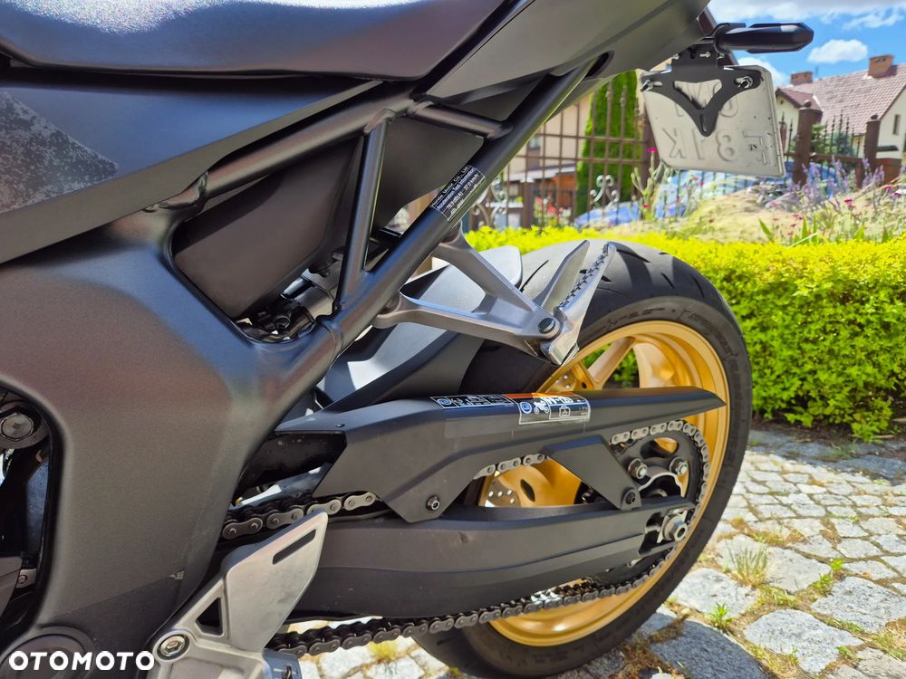 Honda CB - 20