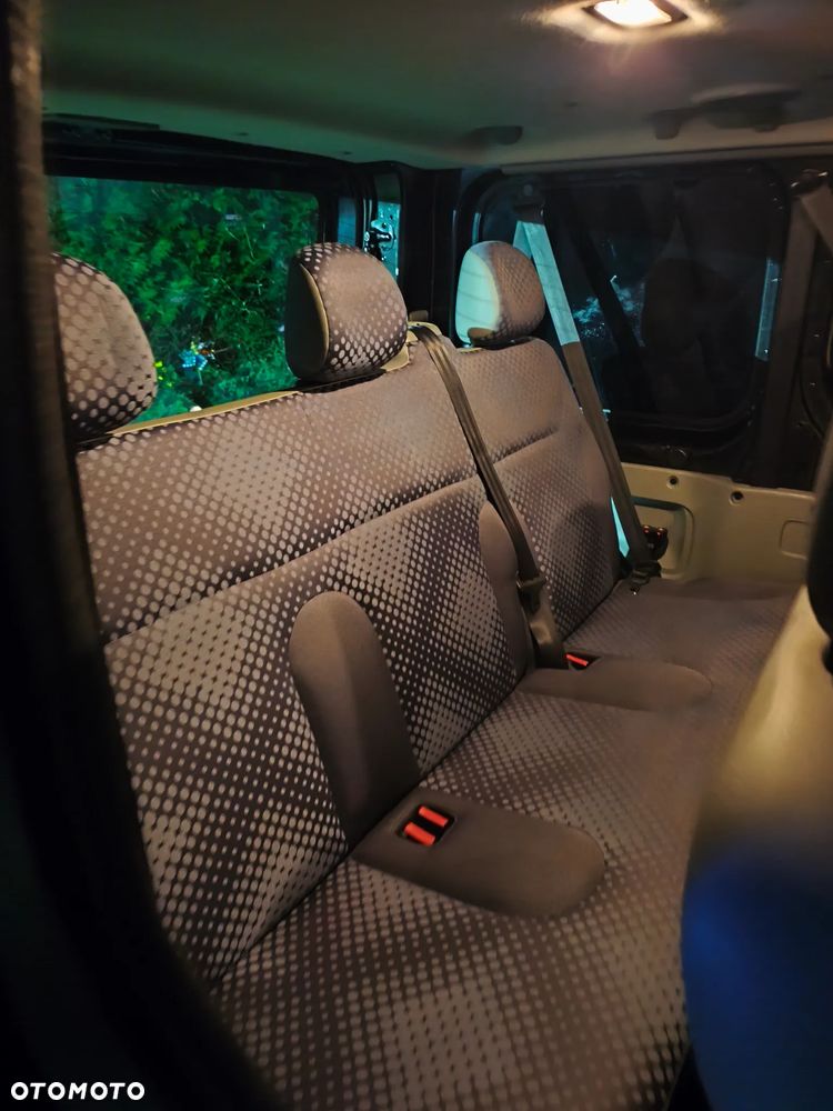 Renault Trafic - 11