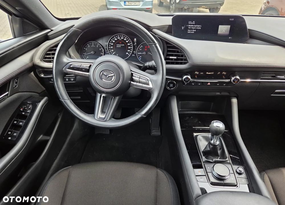 Mazda 3 2.0 mHEV Hikari - 25