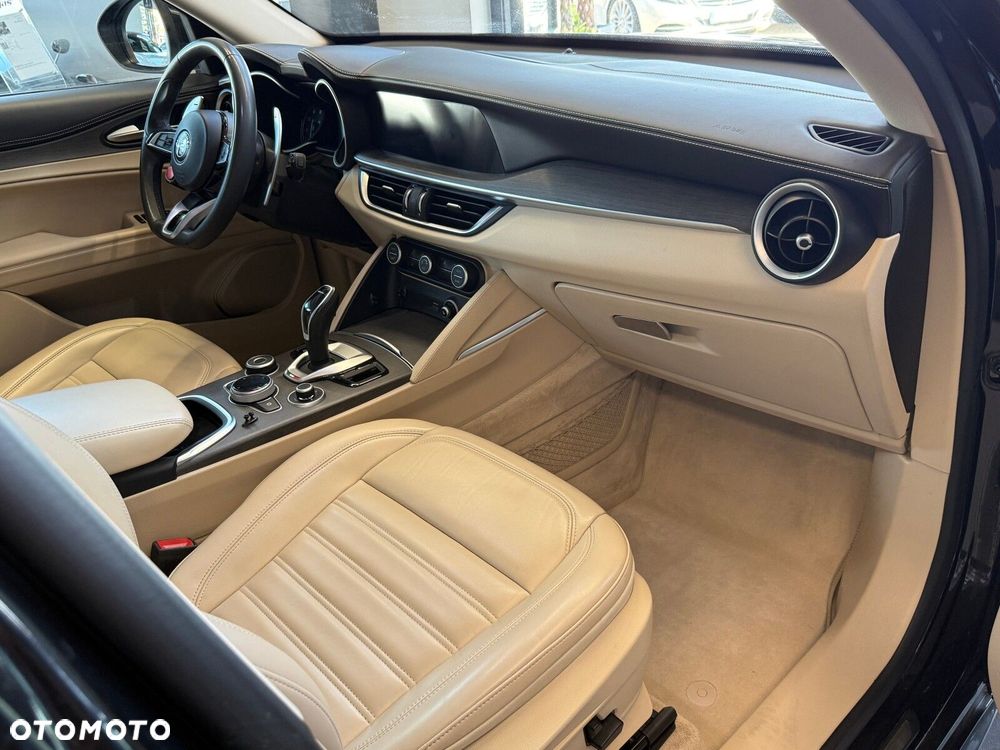 Alfa Romeo Stelvio 2020