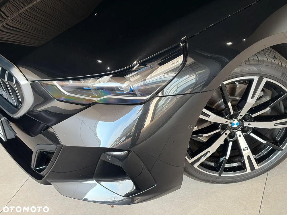 BMW Seria 5 520d mHEV M Sport - 8