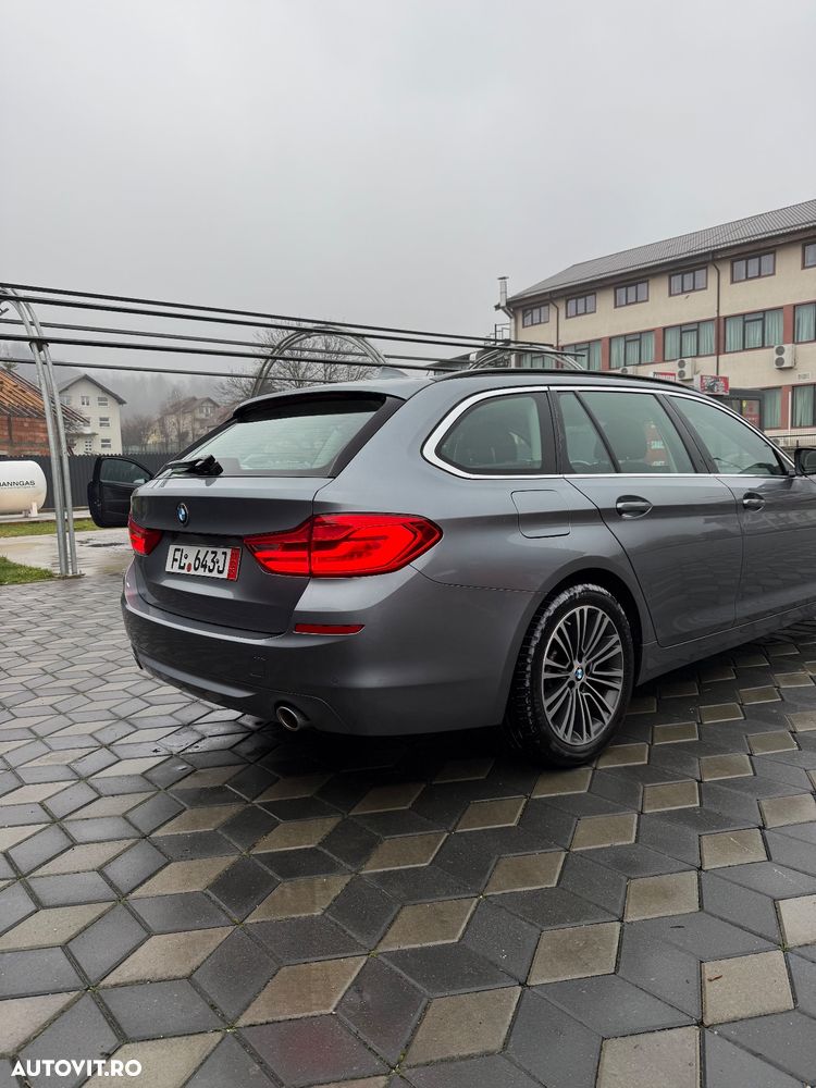 BMW Seria 5 520d Touring Aut. Luxury Line - 5