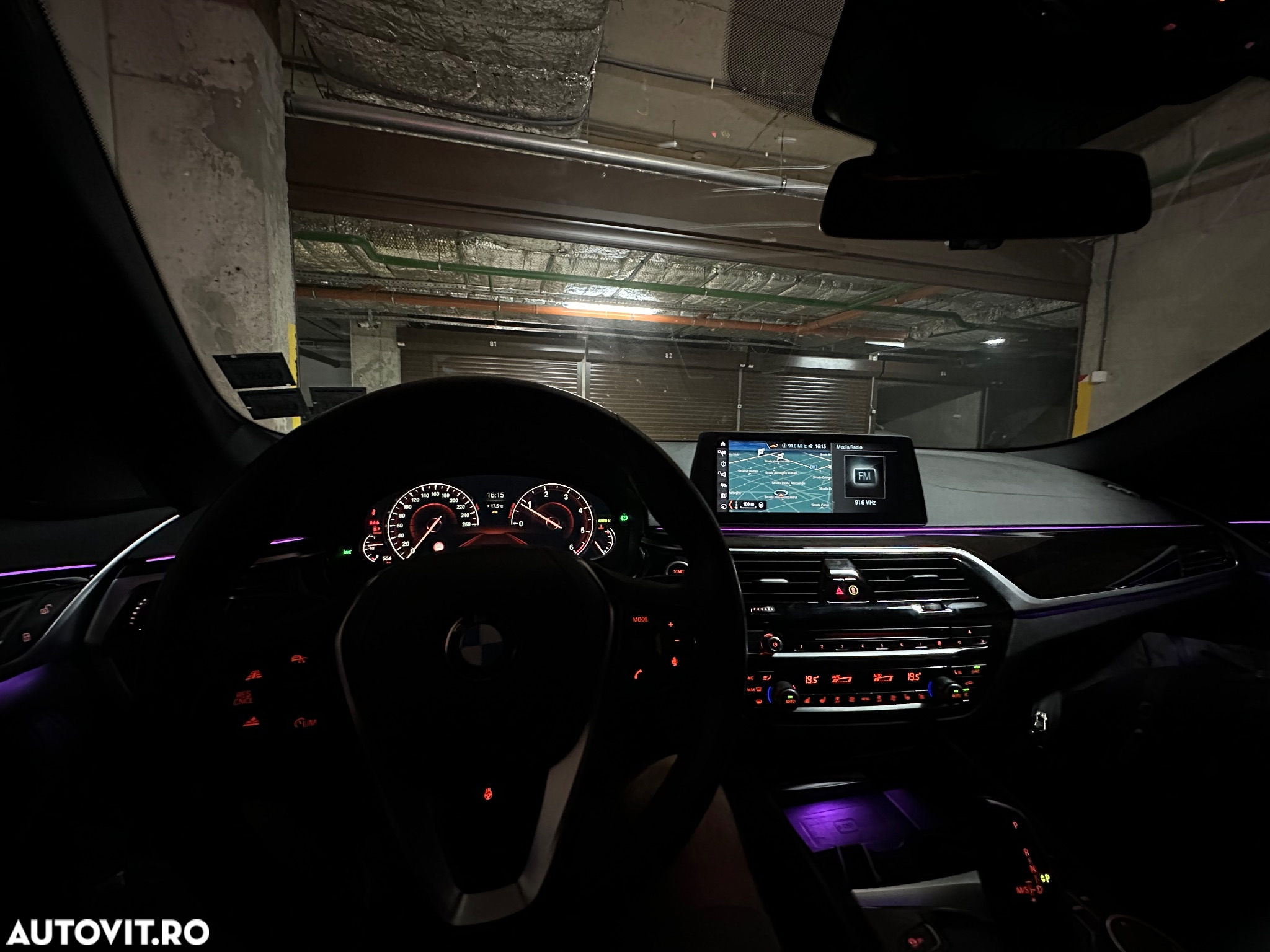 BMW Seria 5 520d Touring Aut. Sport Line - 3