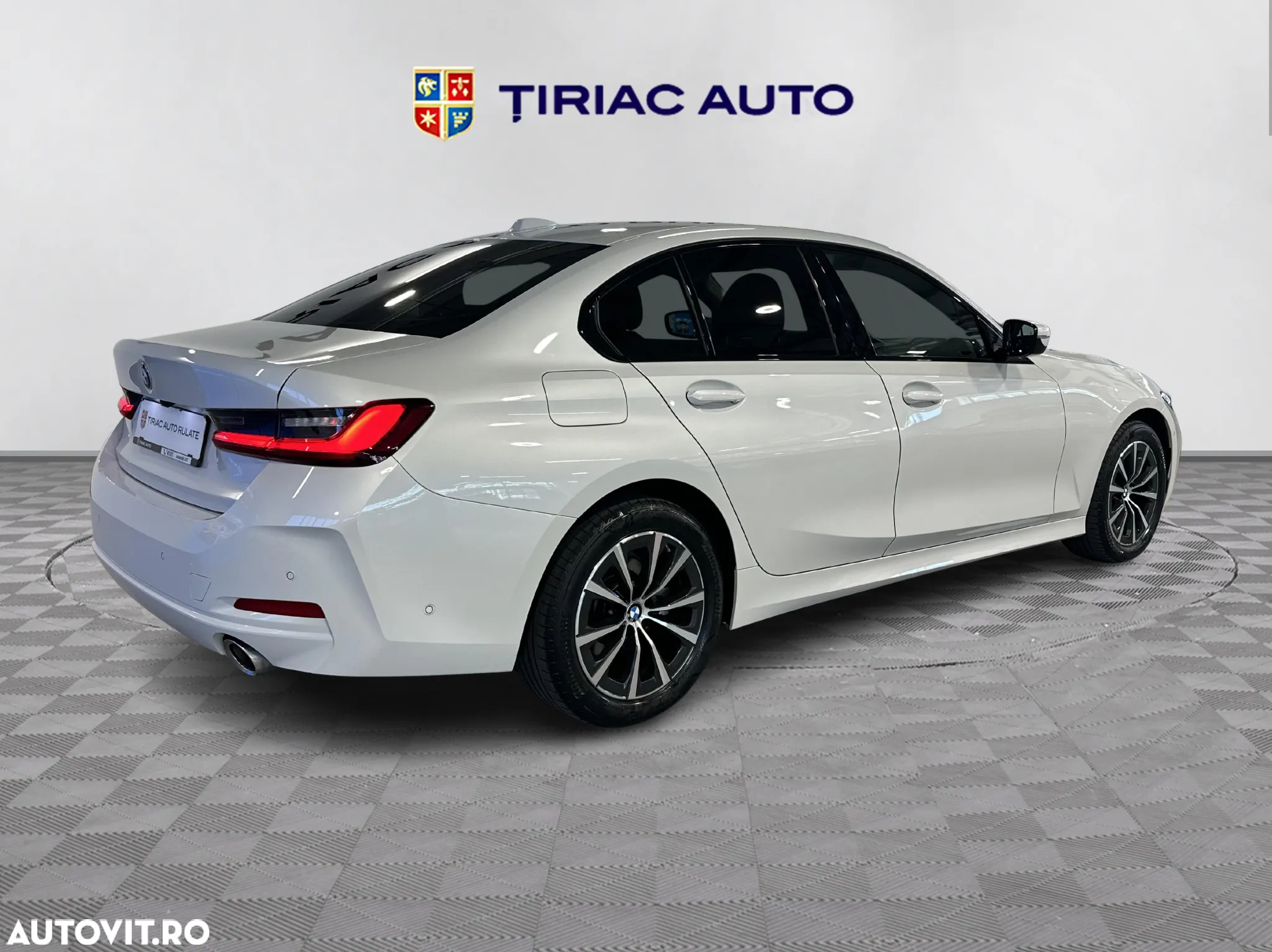 BMW Seria 3 320i xDrive Aut. - 5