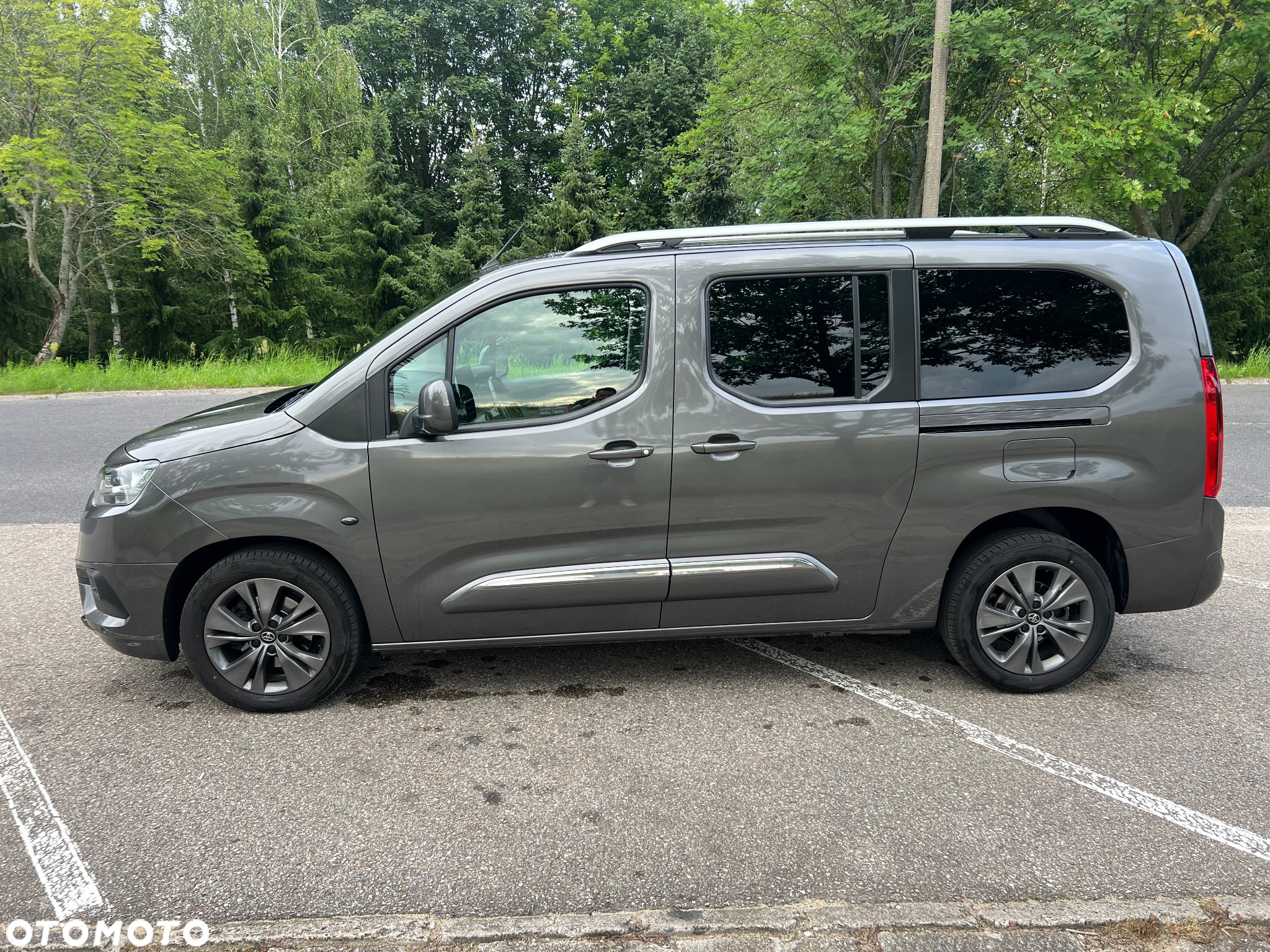 Toyota Proace City Verso Long 1.5 D-4D Family - 10