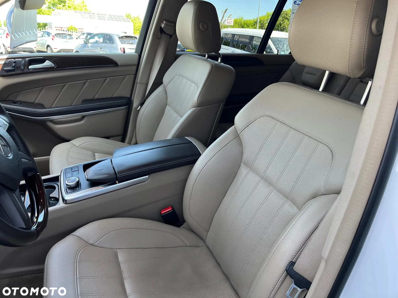 Mercedes-Benz GL 500 4-Matic - 17