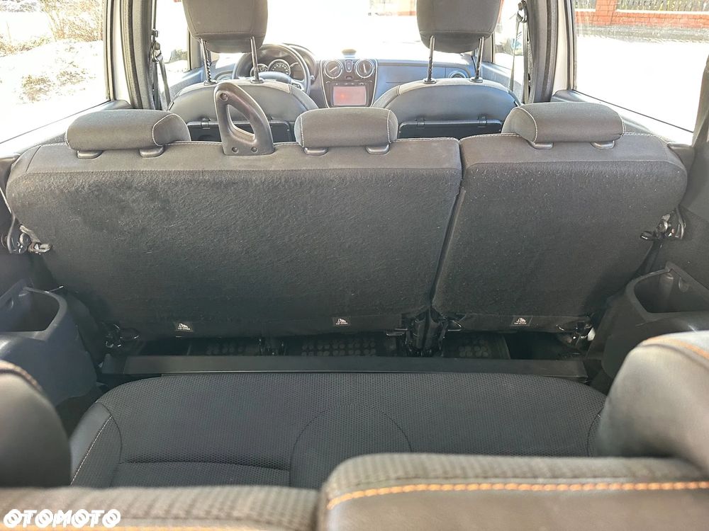Dacia Lodgy TCe 115 Stepway - 12