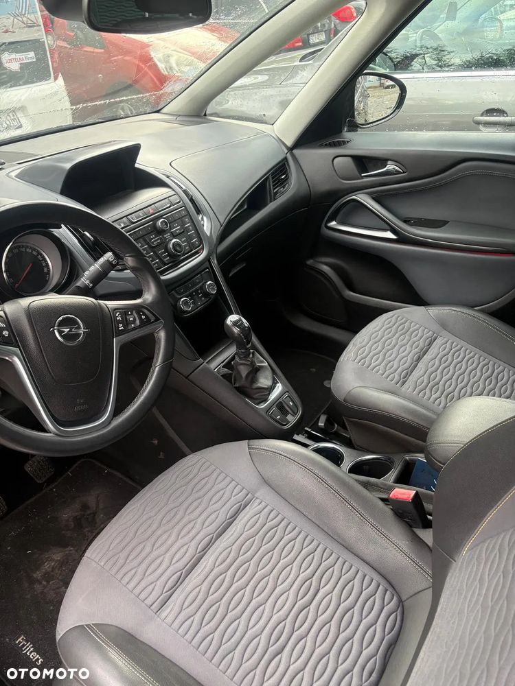 Opel Zafira - 7