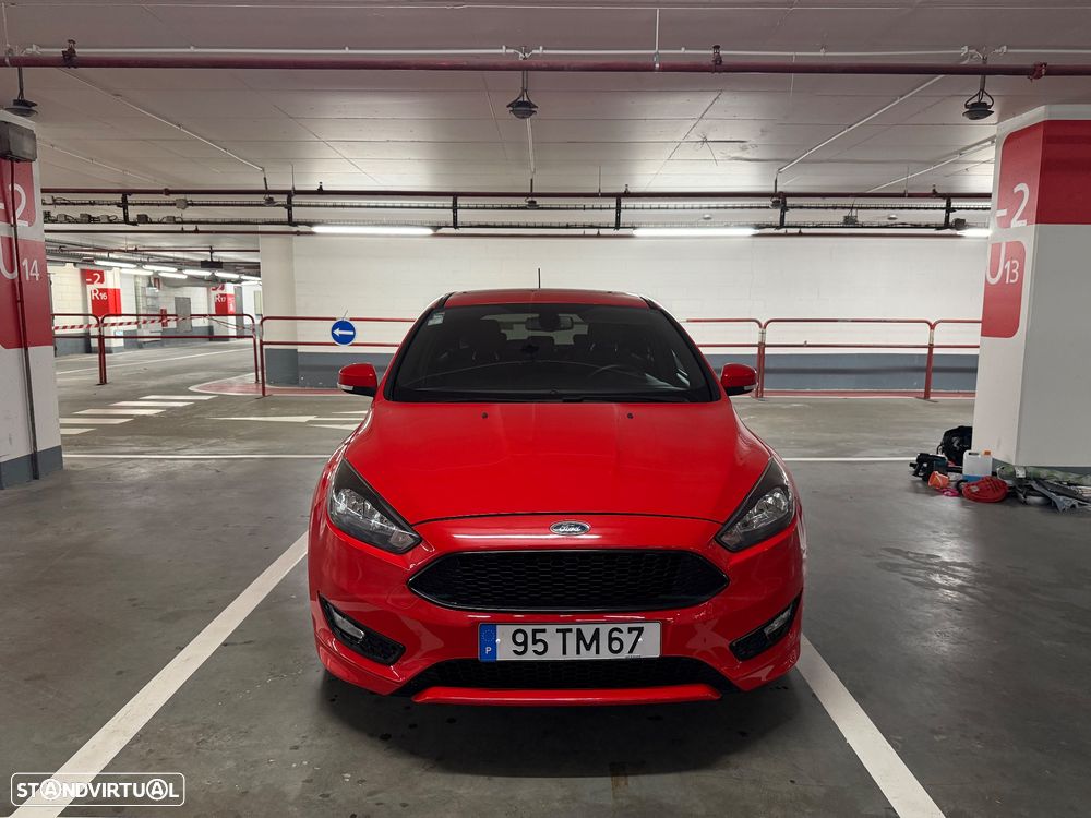 Ford Focus 1.0 EcoBoost ST-Line - 2