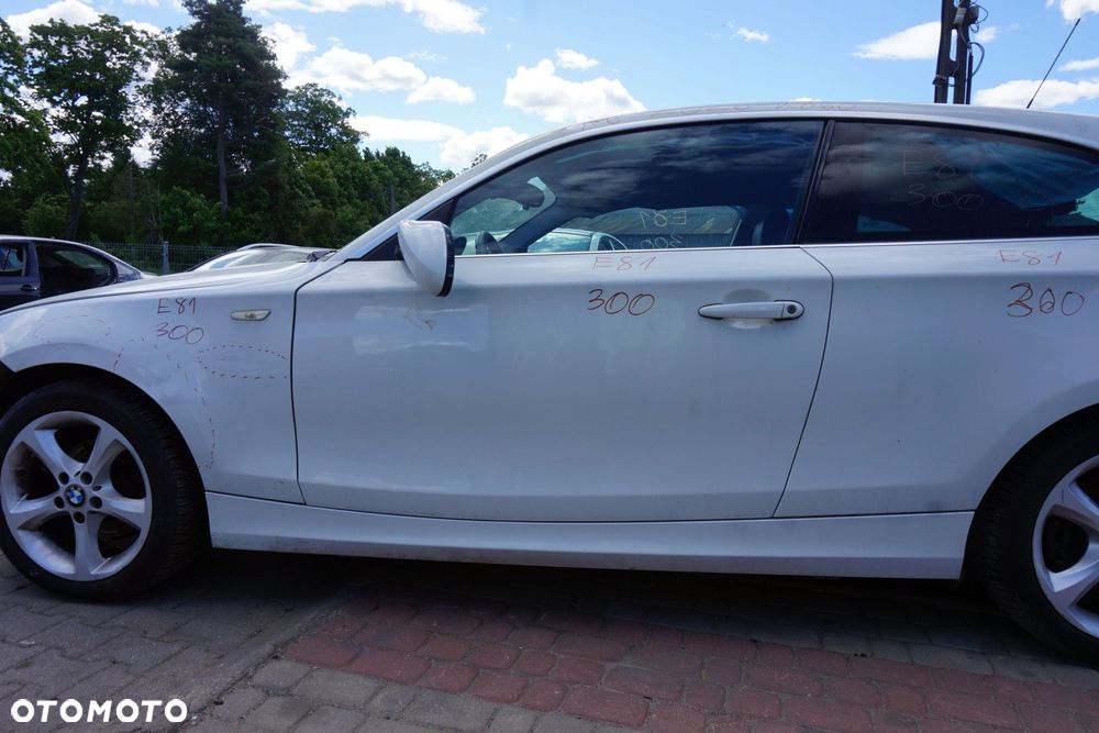 DRZWI PRZEDNIE LEWE 1 E81 LIFT 3D HB 300  BIAŁY ALPINWEISS BMW 2007-2011 - 3