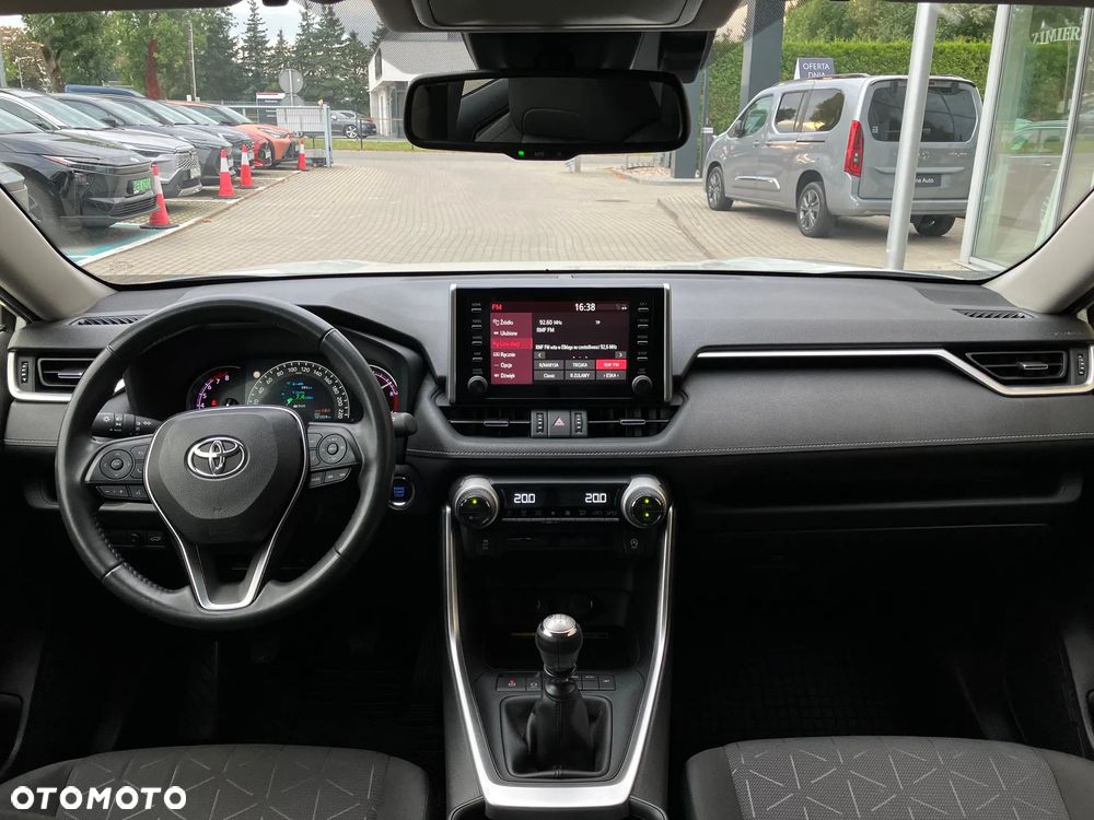 Toyota RAV4 2.0 Comfort 4x2 - 21