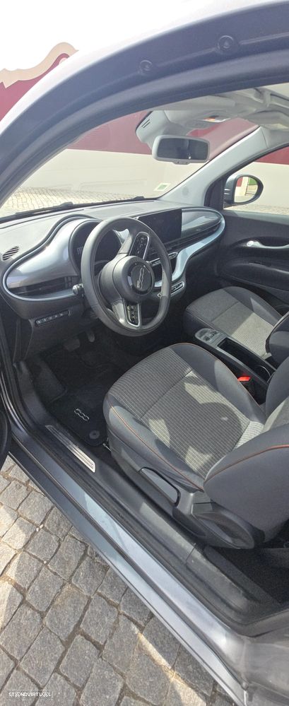 Fiat 500e 42kWh ICON - 17