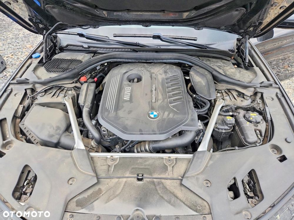 BMW Seria 5 540i xDrive - 10