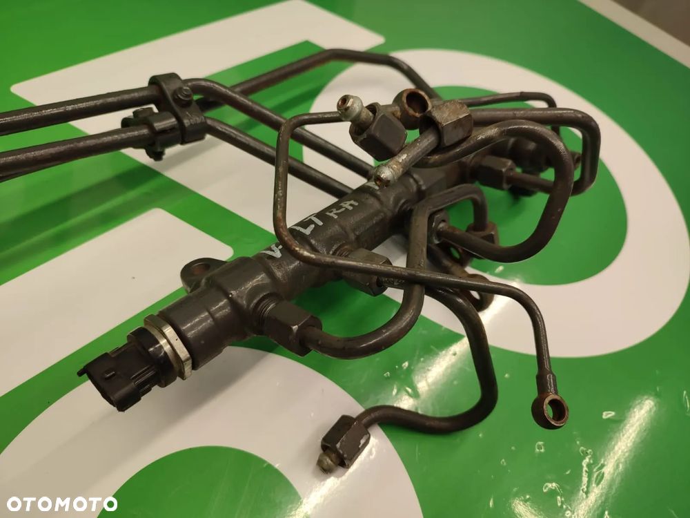 Listwa wtryskowa V837069049 Common Rail V837070300 VALTRA N 101 - 2