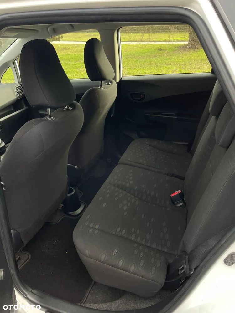 Toyota Verso S 1.4 D-4D Premium - 16