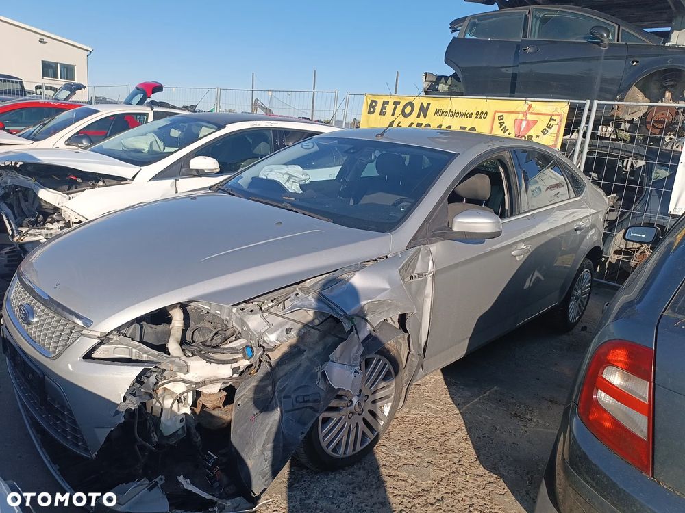 Ford Mondeo MK4 z silnikiem 2.0 benzyna o ozn.TBBA/TBBB I skrzynia manualną 5 biegów  kod lakieru 6C