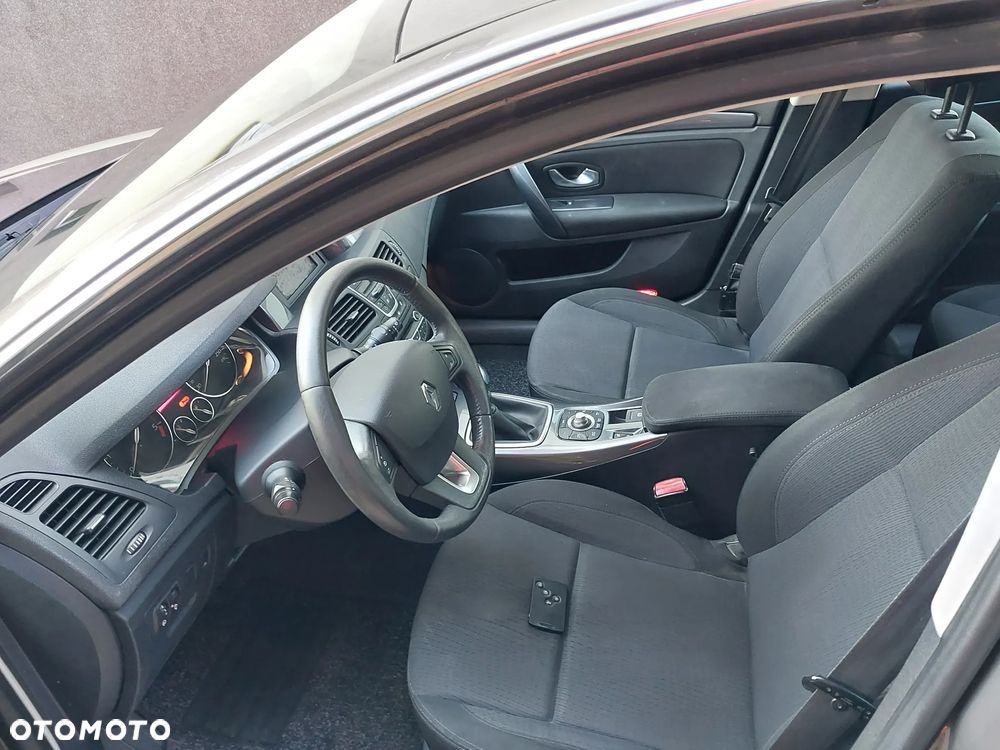 Renault Laguna dCi 110 FAP Dynamique - 6