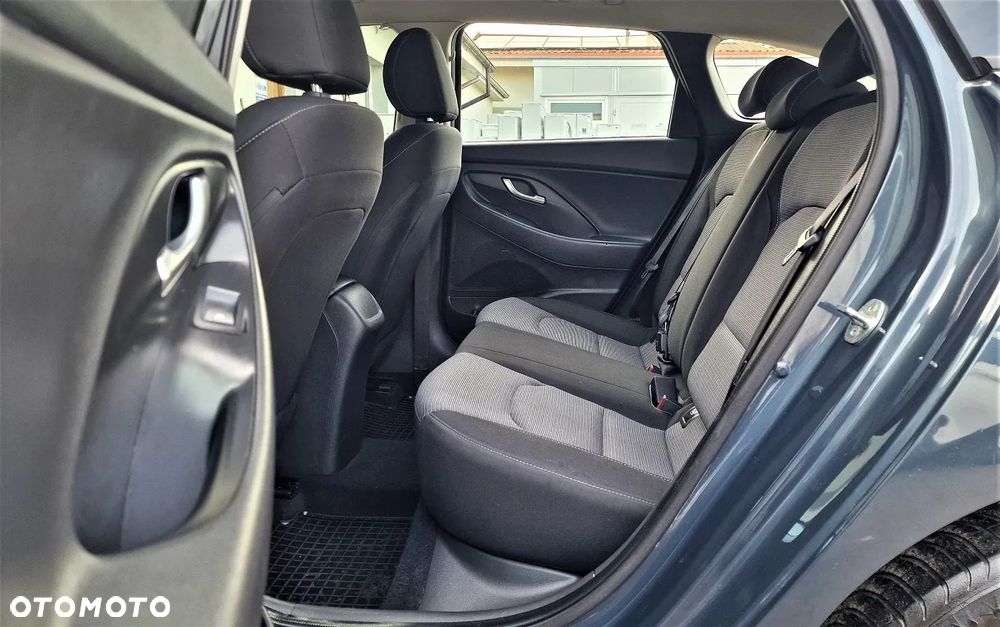 Hyundai i30 1.5 DPI Modern - 11