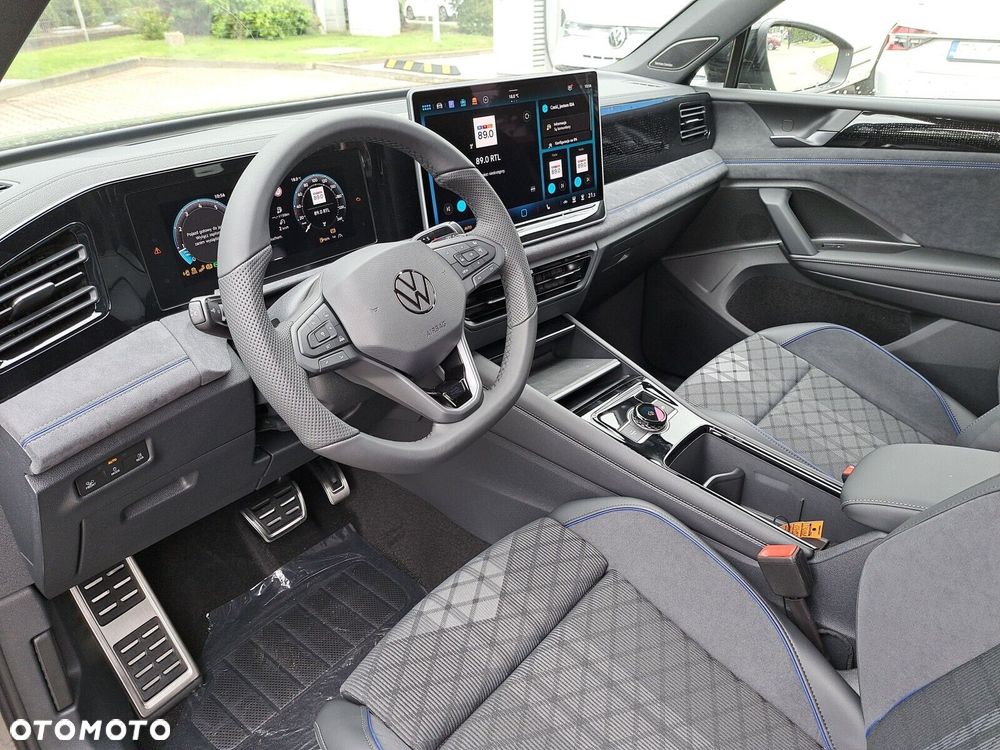 Volkswagen Tiguan - 10
