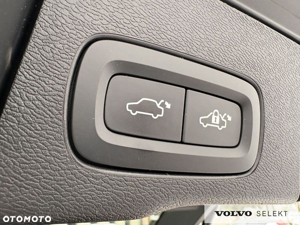 Volvo XC 60 - 21