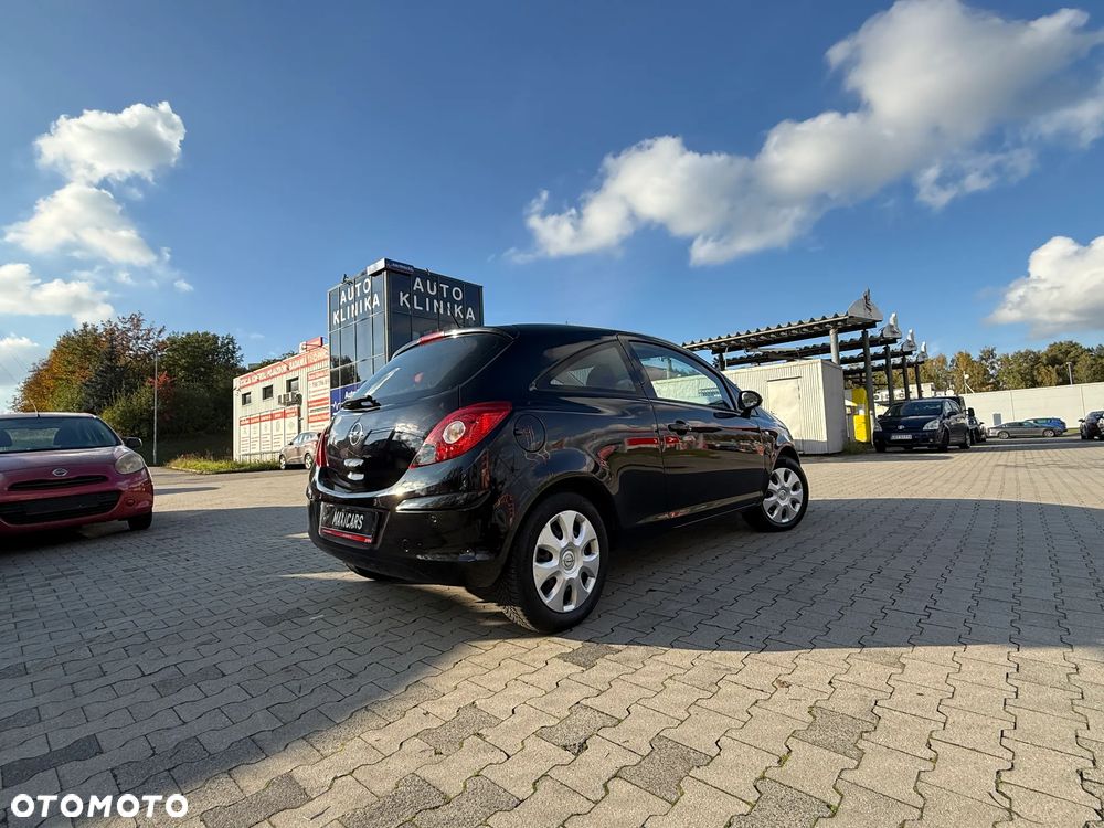 Opel Corsa 1.2 16V Cosmo - 5