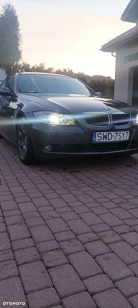BMW Seria 3 320d - 18