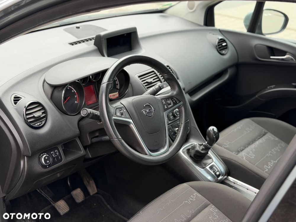 Opel Meriva - 13