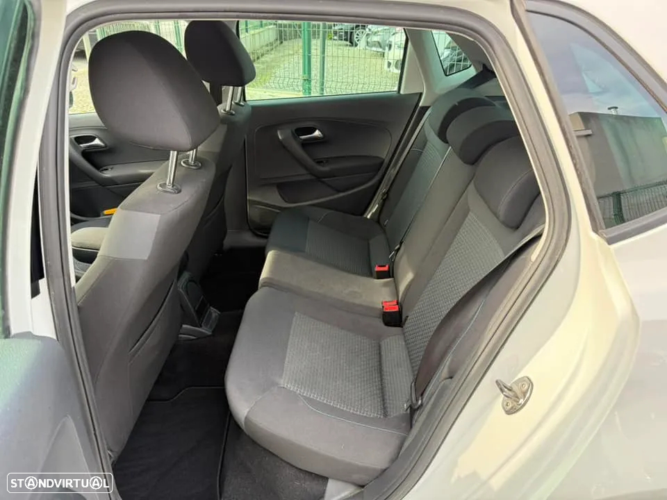 VW Polo 1.4 TDi BlueMotion - 9