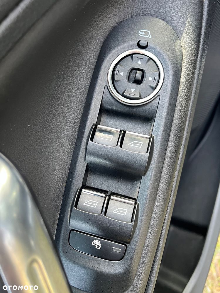 Ford S-Max 2.2 TDCi DPF Durashift-6-tronic Titanium - 10