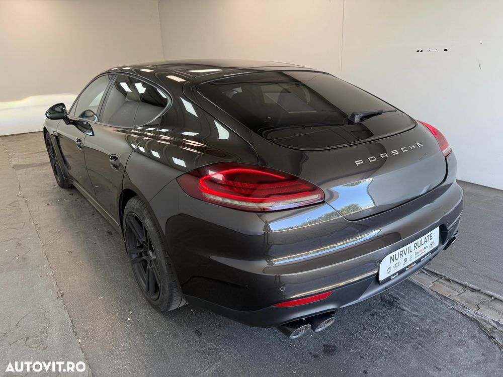 Porsche Panamera 3.0 Tiptronic S - 14