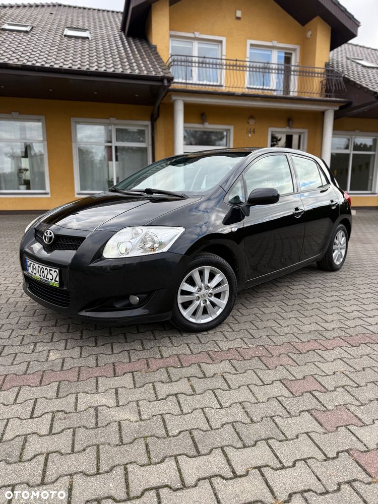 Toyota Auris 1.6 VVT-i Prestige - 2