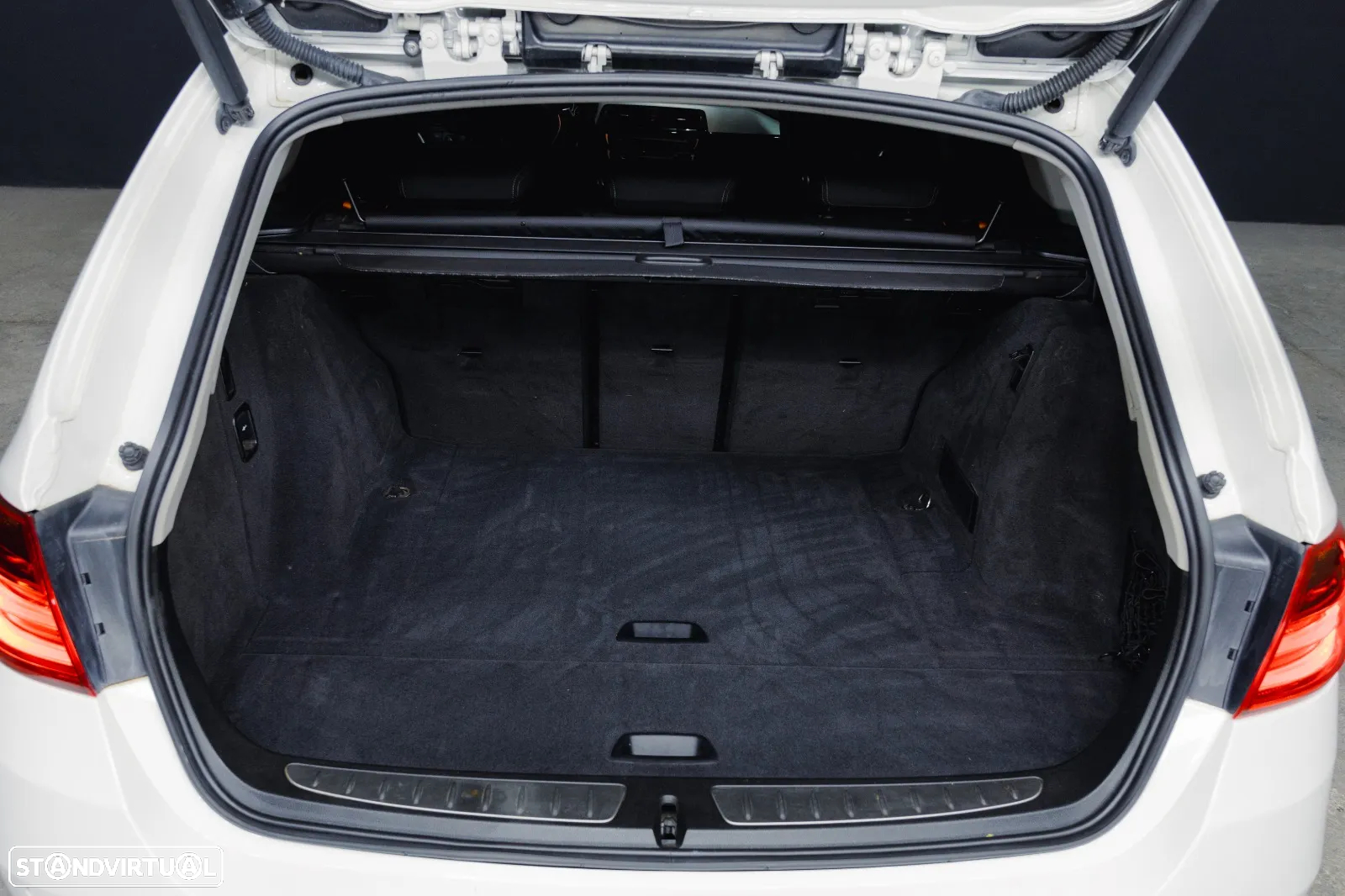 BMW 320 d Touring Auto Pack M - 14