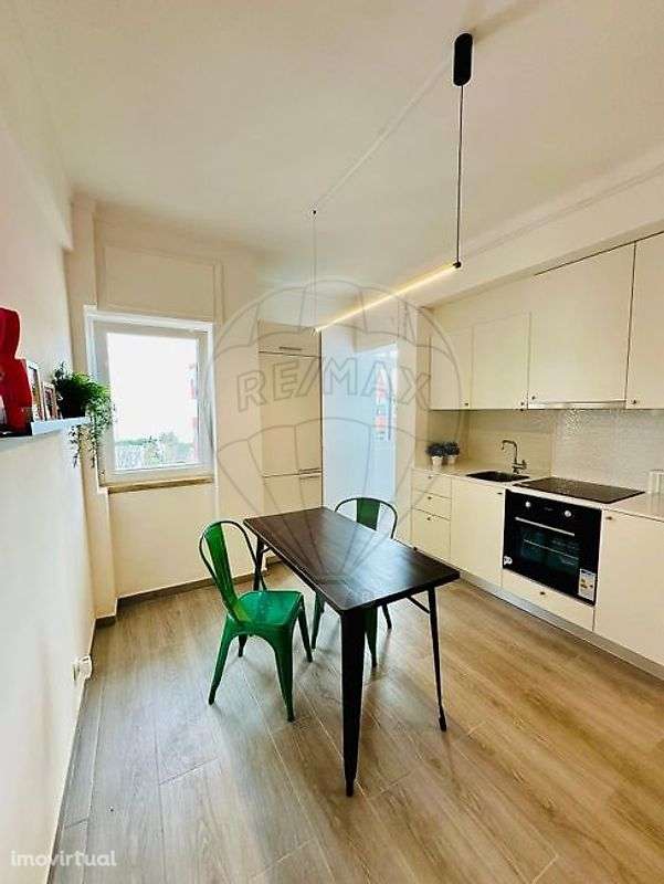 Apartamento T1 para arrendamento - Grande imagem: 2/13