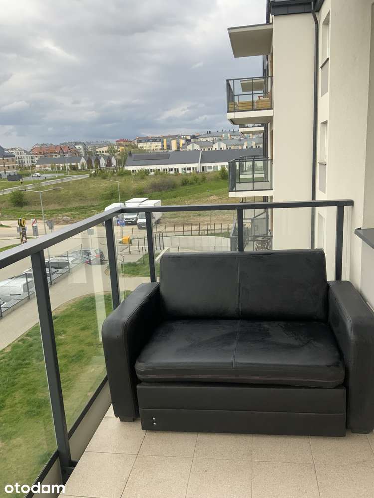 Przytulne mieszkanie z balkonem i garażem