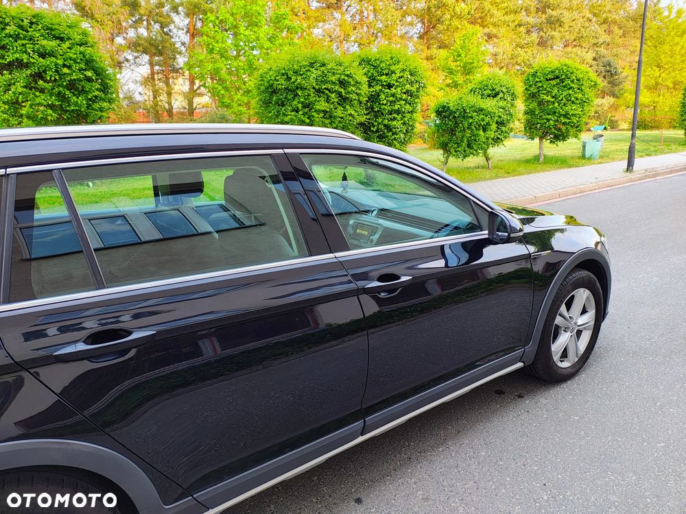 Volkswagen Passat Alltrack 2.0 TDI SCR 4Mot - 9