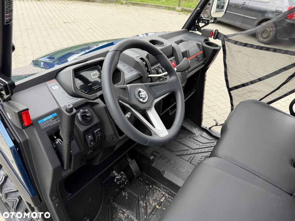 CFMoto UForce - 4