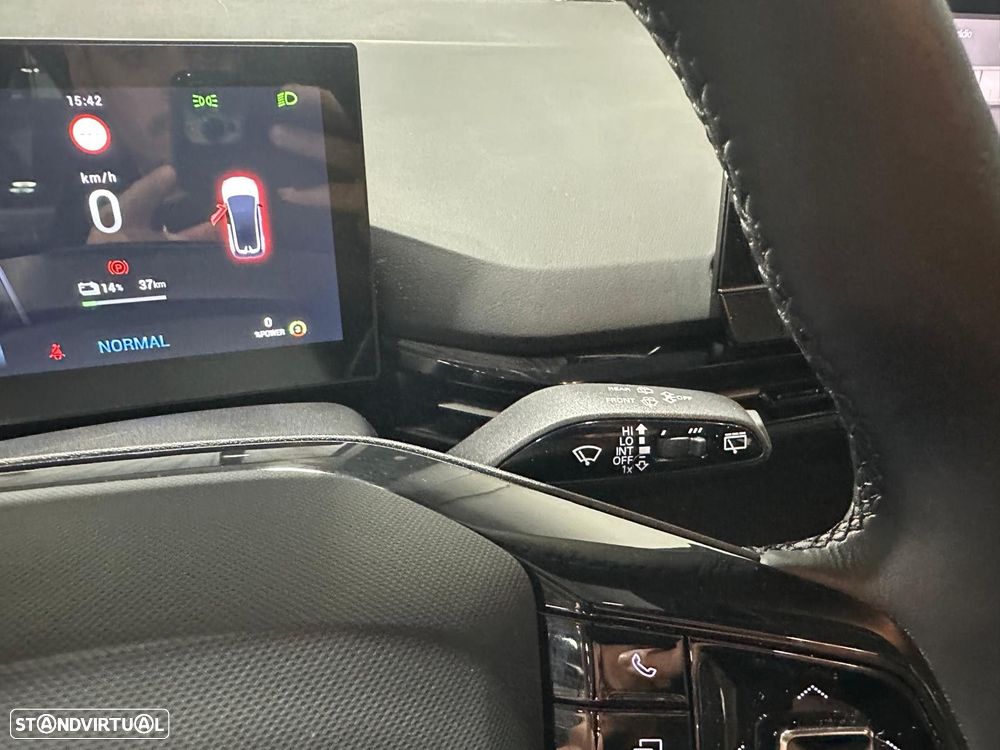 MG MG4 51 kWh Standard - 34