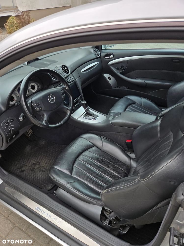 Mercedes-Benz CLK 55 AMG - 8