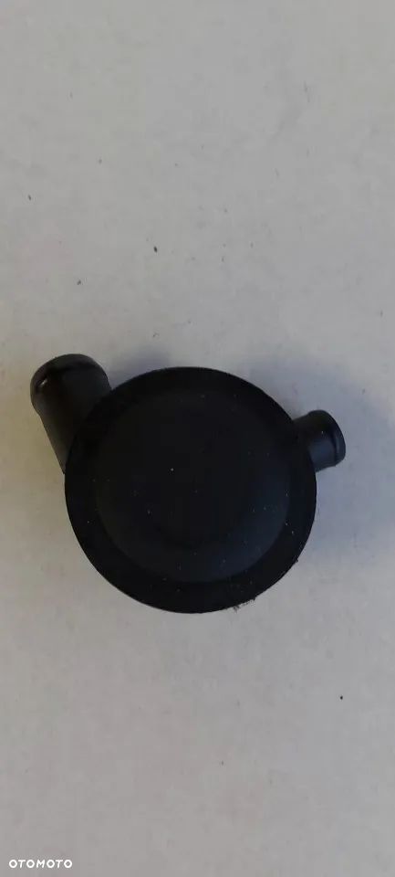 Odma separator oleju VW Passat B5 1.9 TDI 028129101D - 3