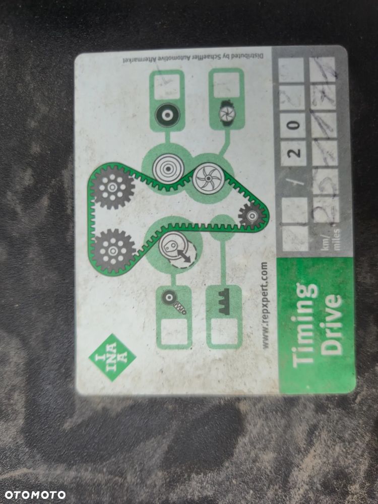 Audi A4 Avant 2.0 TDI - 16