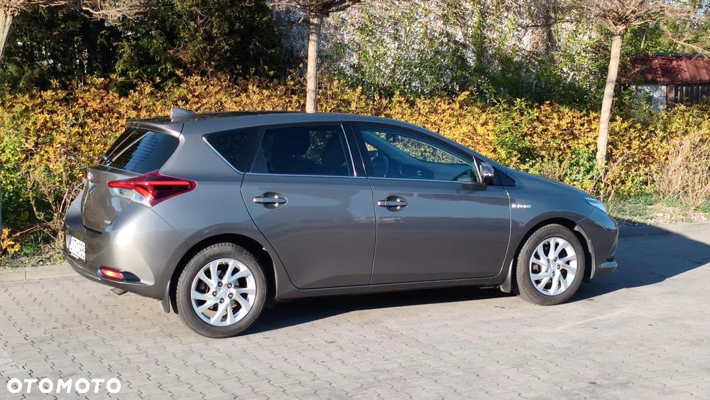 Toyota Auris - 9
