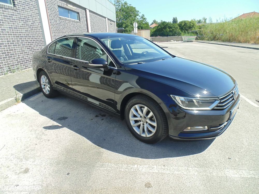 VW Passat 1.6 TDI Highline - 6