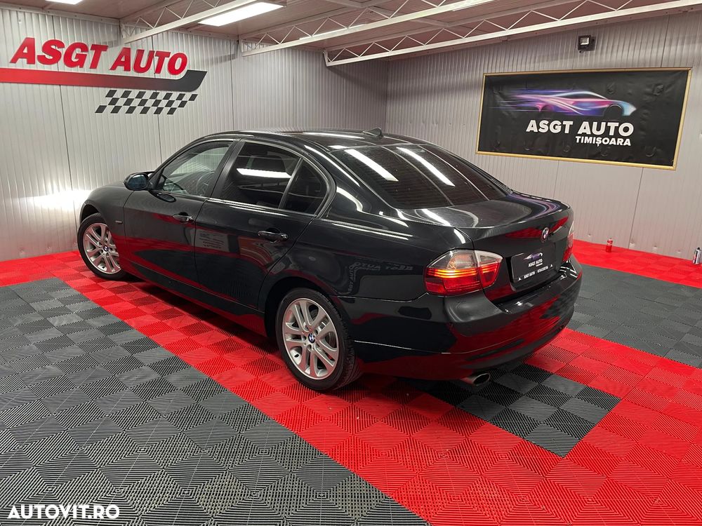 BMW Seria 3 318d - 5