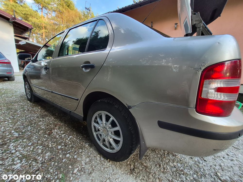 Skoda Fabia 1.4 16V Ambiente - 20